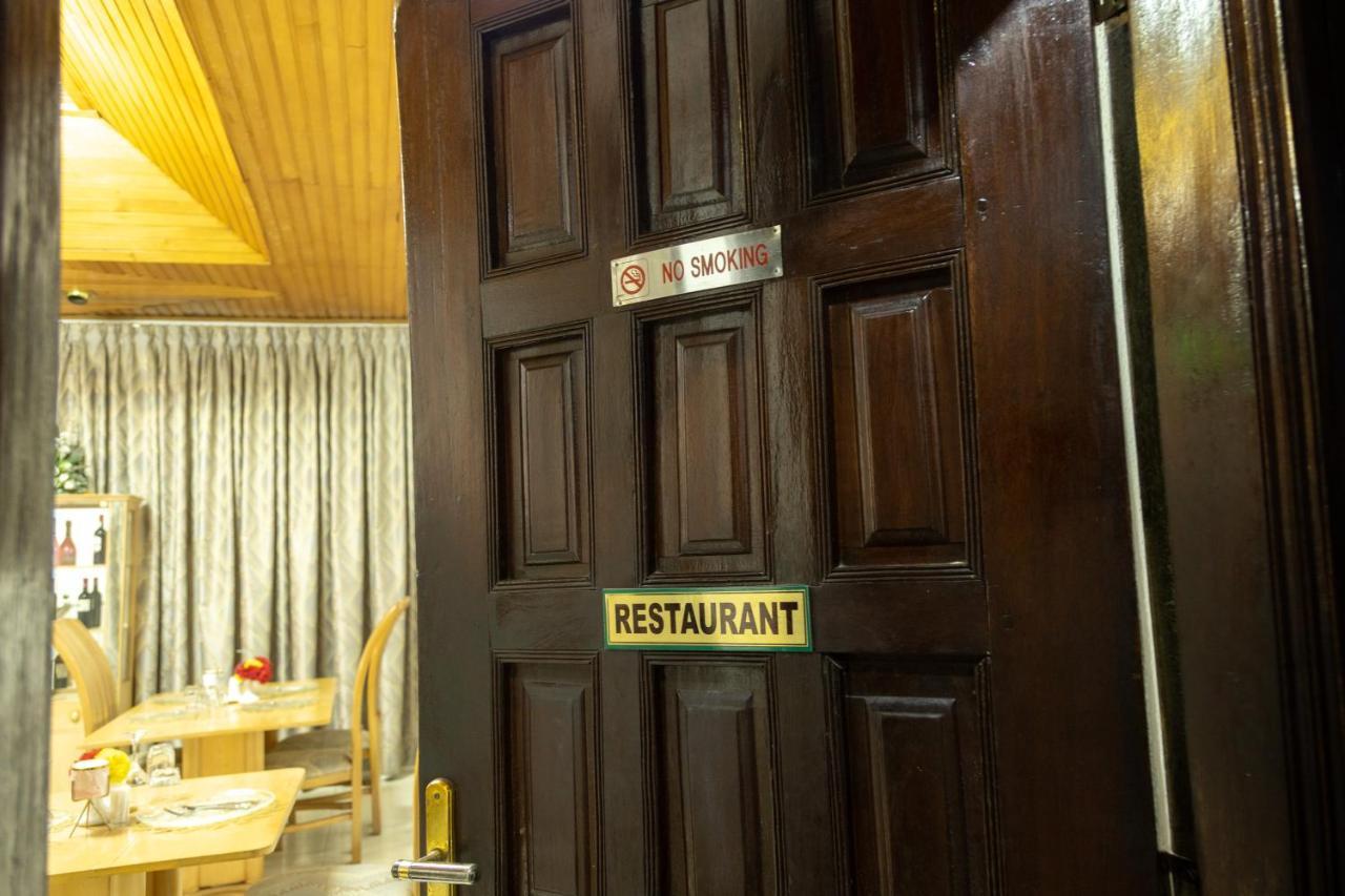 Hill View Hotel West Airport Accra Esterno foto